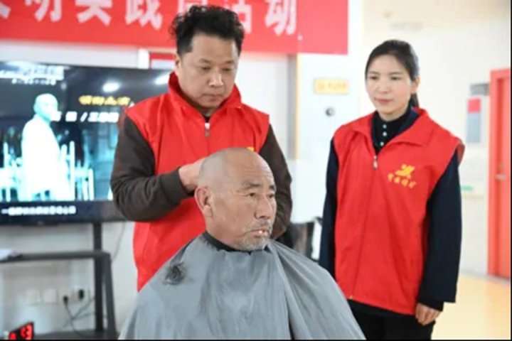 “融”耀先锋行！完美体育-完美（中国）
开展系列志愿服务活动