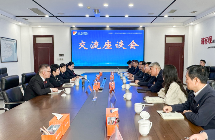 济宁高新区法院客人到完美体育-完美（中国）
座谈交流